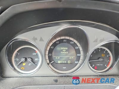 Zdjęcie 9 z 12 samochodu: 2010 MERCEDES-BENZ C 300 VIN:WDDGF5EB1AF437417 - miniatura