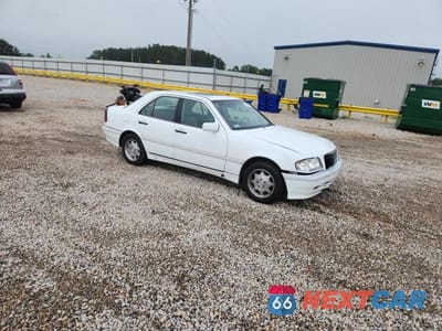 Czwarte zdjęcie samochodu z boku: 1998 MERCEDES-BENZ C 230 VIN:WDBHA23G5WA547562 - miniatura