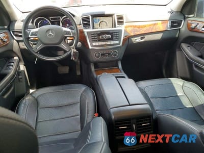 Zdjęcie 8 z 13 samochodu: 2013 MERCEDES-BENZ GL 350 BLUETEC VIN:4JGDF2EE7DA211515 - miniatura