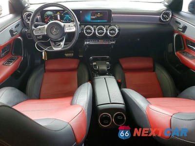 Zdjęcie 8 z 12 samochodu: 2020 MERCEDES-BENZ CLA 250 VIN:WDD5J4GBXLN061774 - miniatura