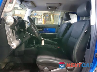 Zdjęcie 7 z 14 samochodu: 2008 TOYOTA FJ CRUISER BASE VIN:JTEBU11F48K027493 - miniatura