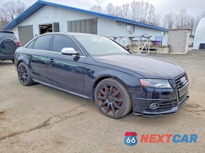 Czwarte zdjęcie samochodu z boku: 2012 AUDI A4 PREMIUM PLUS VIN:WAUFFAFL0CN016039 - miniatura