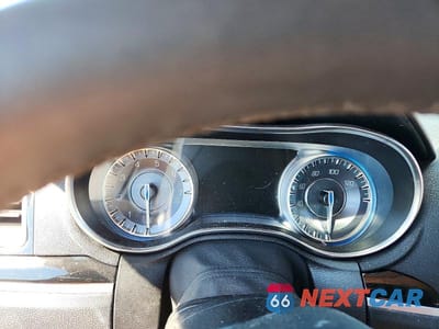 Zdjęcie 9 z 13 samochodu: 2023 CHRYSLER 300 TOURING VIN:2C3CCAAG0PH678778 - miniatura