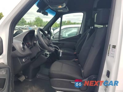 Zdjęcie 7 z 13 samochodu: 2026 MERCEDES-BENZ SPRINTER 2500 VIN:W1Z4KGHY6TT608114 - miniatura