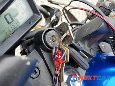 Zdjęcie 8 z 9 samochodu: 2017 KAWASAKI EX300 A VIN:JKAEX8A16HDA30693 - miniatura