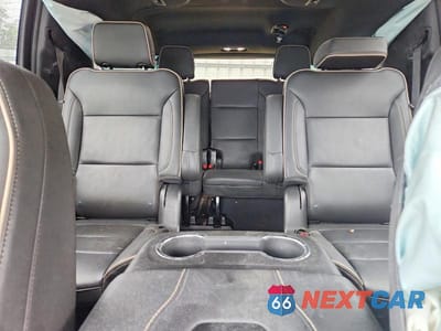 Zdjęcie 10 z 13 samochodu: 2023 CHEVROLET SUBURBAN C1500 PREMIER VIN:1GNSCFKD9PR185133 - miniatura
