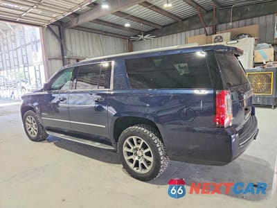 Drugie zdjęcie samochodu z przodu: 2018 GMC YUKON XL DENALI VIN:1GKS2HKJ2JR308117 - miniatura