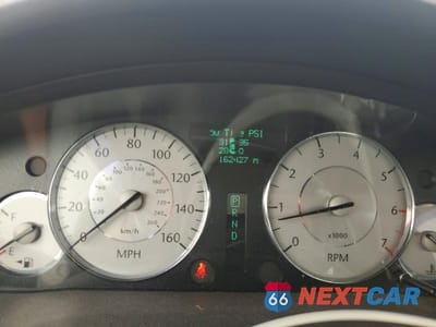 Zdjęcie 9 z 12 samochodu: 2008 CHRYSLER 300C VIN:2C3LA63H58H256080 - miniatura
