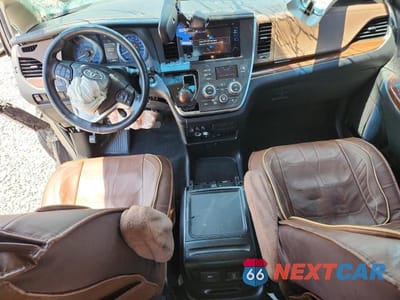 Zdjęcie 8 z 13 samochodu: 2017 TOYOTA SIENNA LIMITED PREMIUM 7-PASSENGER VIN:5TDDZ3DC7HS165369 - miniatura