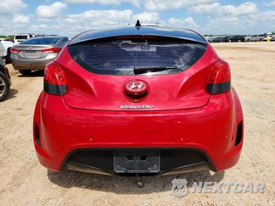 Zdjęcie 6 z 12 samochodu: 2013 HYUNDAI VELOSTER BASE VIN:KMHTC6AD7DU175011 - miniatura