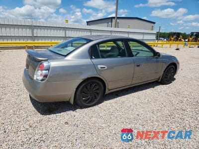 Trzecie zdjęcie samochodu z tyłu: 2005 NISSAN ALTIMA VIN:1N4AL11D25N442054 - miniatura