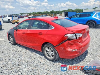 Drugie zdjęcie samochodu z przodu: 2018 CHEVROLET CRUZE LT VIN:1G1BE5SM2J7163452 - miniatura