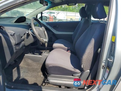 Zdjęcie 7 z 12 samochodu: 2010 TOYOTA YARIS BASE VIN:JTDJT4K32A5296525 - miniatura