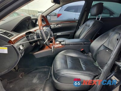 Zdjęcie 7 z 12 samochodu: 2012 MERCEDES-BENZ S 550 VIN:WDDNG7DB5CA465111 - miniatura