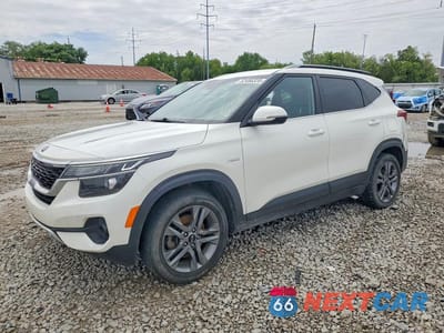 2021 KIA SELTOS S KNDEUCAA4M7079768 - główne zdjęcie licytacji z USA - miniatura