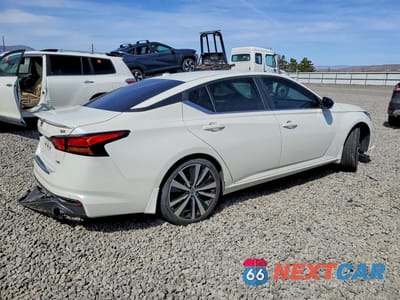 Trzecie zdjęcie samochodu z tyłu: 2020 NISSAN ALTIMA SR VIN:1N4BL4CW2LC240909 - miniatura