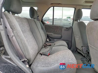 Zdjęcie 11 z 14 samochodu: 2002 ISUZU RODEO S VIN:4S2DM58W524326890 - miniatura