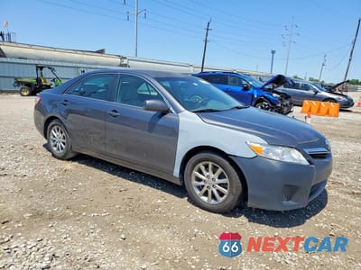 Czwarte zdjęcie samochodu z boku: 2010 TOYOTA CAMRY HYBRID VIN:4T1BB3EK0AU115539 - miniatura