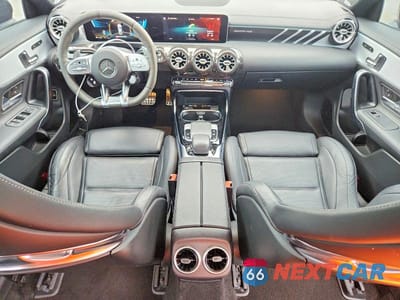 Zdjęcie 8 z 12 samochodu: 2020 MERCEDES-BENZ CLA 45 AMG VIN:W1K5J5DB7LN082723 - miniatura