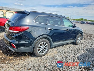 Trzecie zdjęcie samochodu z tyłu: 2018 HYUNDAI SANTA FE SE VIN:KM8SMDHF8JU295089 - miniatura