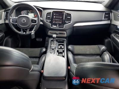 Zdjęcie 8 z 13 samochodu: 2018 VOLVO XC90 T5 VIN:YV4102KM7J1199640 - miniatura