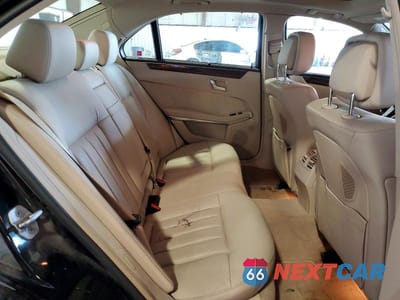 Zdjęcie 10 z 12 samochodu: 2014 MERCEDES-BENZ E 350 4MATIC VIN:WDDHF8JB5EA884623 - miniatura