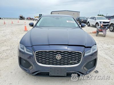 Piąte zdjęcie samochodu w środku: 2022 JAGUAR XF R-DYNAMIC SE VIN:SAJBL4GX2NCY91006 - miniatura