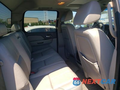 Zdjęcie 10 z 13 samochodu: 2007 CHEVROLET SILVERADO K1500 CREW CAB VIN:3GCEK13M17G514806 - miniatura