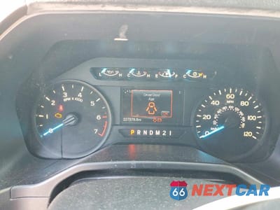 Zdjęcie 9 z 12 samochodu: 2016 FORD F150 SUPER CAB VIN:1FTEX1CF5GKE78534 - miniatura