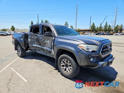 Czwarte zdjęcie samochodu z boku: 2016 TOYOTA TACOMA TRD SPORT DOU VIN:5TFAX5GN4GX064235 - miniatura
