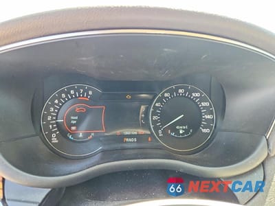 Zdjęcie 9 z 13 samochodu: 2015 LINCOLN MKC VIN:5LMCJ1A9XFUJ10142 - miniatura