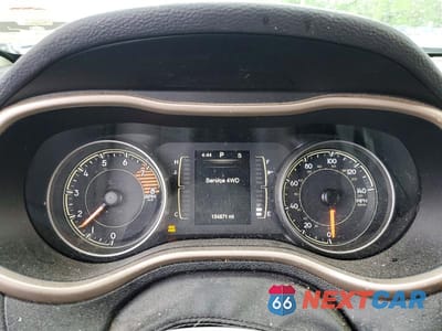 Zdjęcie 9 z 13 samochodu: 2016 JEEP CHEROKEE LATITUDE VIN:1C4PJMCS6GW131926 - miniatura