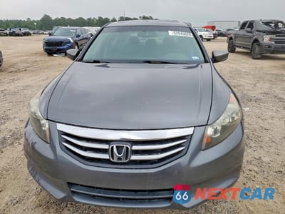 Piąte zdjęcie samochodu w środku: 2011 HONDA ACCORD EXL VIN:1HGCP2F82BA003322 - miniatura
