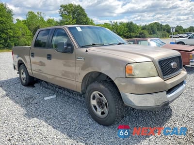 Czwarte zdjęcie samochodu z boku: 2005 FORD F150 SUPERCREW VIN:1FTRW12W35KC30883 - miniatura