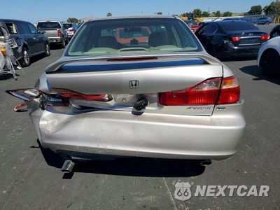 Zdjęcie 6 z 12 samochodu: 1999 HONDA ACCORD EX VIN:1HGCG1655XA015813 - miniatura