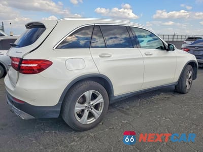 Trzecie zdjęcie samochodu z tyłu: 2017 MERCEDES-BENZ GLC 300 4MATIC VIN:WDC0G4KB7HF235807 - miniatura