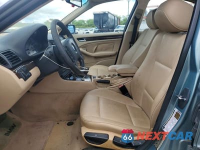 Zdjęcie 7 z 12 samochodu: 2005 BMW 325 I VIN:WBAEV33435KW19918 - miniatura