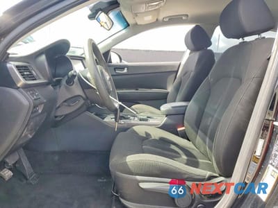 Zdjęcie 7 z 12 samochodu: 2019 KIA OPTIMA LX VIN:5XXGT4L37KG339729 - miniatura