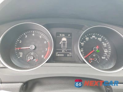 Zdjęcie 9 z 12 samochodu: 2017 VOLKSWAGEN JETTA VIN:3VWDB7AJXHM262738 - miniatura