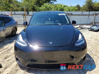 Piąte zdjęcie samochodu w środku: 2021 TESLA MODEL Y VIN:5YJYGDEE6MF084293 - miniatura