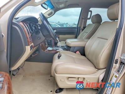 Zdjęcie 7 z 12 samochodu: 2007 TOYOTA TUNDRA CREWMAX LIMITED VIN:5TBEV58117S456798 - miniatura