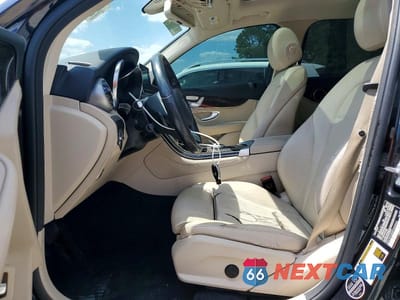 Zdjęcie 7 z 13 samochodu: 2019 MERCEDES-BENZ GLC 300 VIN:WDC0G4JB4KF505066 - miniatura