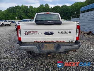 Zdjęcie 6 z 13 samochodu: 2019 FORD F250 SUPER DUTY VIN:1FTBF2A64KEC41023 - miniatura