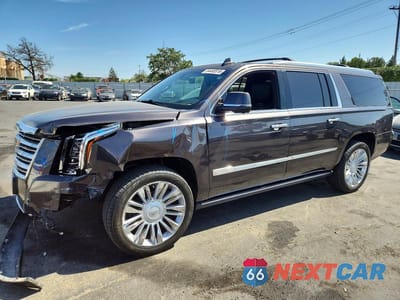 2017 CADILLAC ESCALADE ESV PLATINUM 1GYS4KKJ8HR144203 - główne zdjęcie licytacji z USA - miniatura