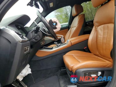 Zdjęcie 7 z 14 samochodu: 2020 BMW X5 XDRIVE40I VIN:5UXCR6C06L9D41728 - miniatura
