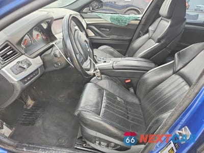 Zdjęcie 7 z 12 samochodu: 2013 BMW M5 VIN:WBSFV9C56DD095646 - miniatura