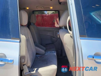 Zdjęcie 6 z 10 samochodu: 2015 NISSAN QUEST S VIN:JN8AE2KP6F9126500 - miniatura