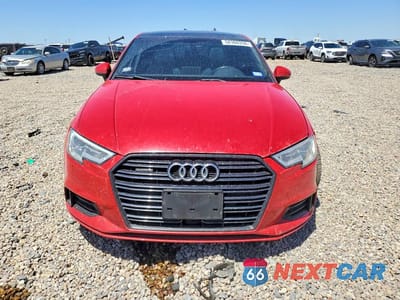 Piąte zdjęcie samochodu w środku: 2018 AUDI A3 PREMIUM VIN:WAUB8GFF2J1041731 - miniatura