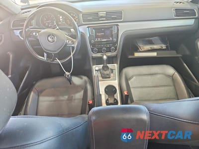 Zdjęcie 8 z 12 samochodu: 2019 VOLKSWAGEN PASSAT WOLFSBURG VIN:1VWLA7A34KC002702 - miniatura