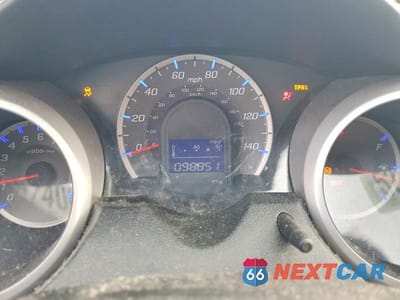 Zdjęcie 9 z 13 samochodu: 2011 HONDA FIT SPORT VIN:JHMGE8H60BC004377 - miniatura